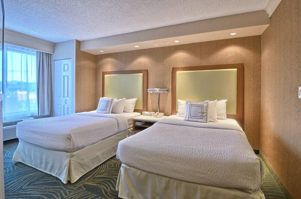 Springhill Detroit Hotel 3*